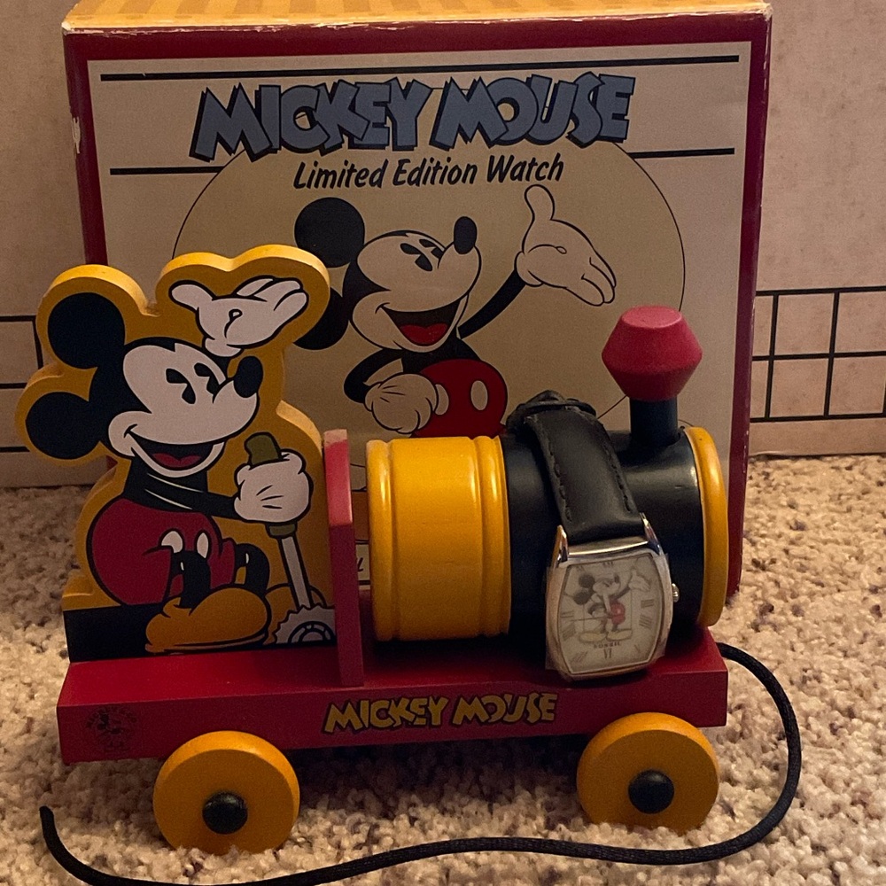 Disney collectors  Mickey Mouse watch and wood toy - Picture 3 of 6
